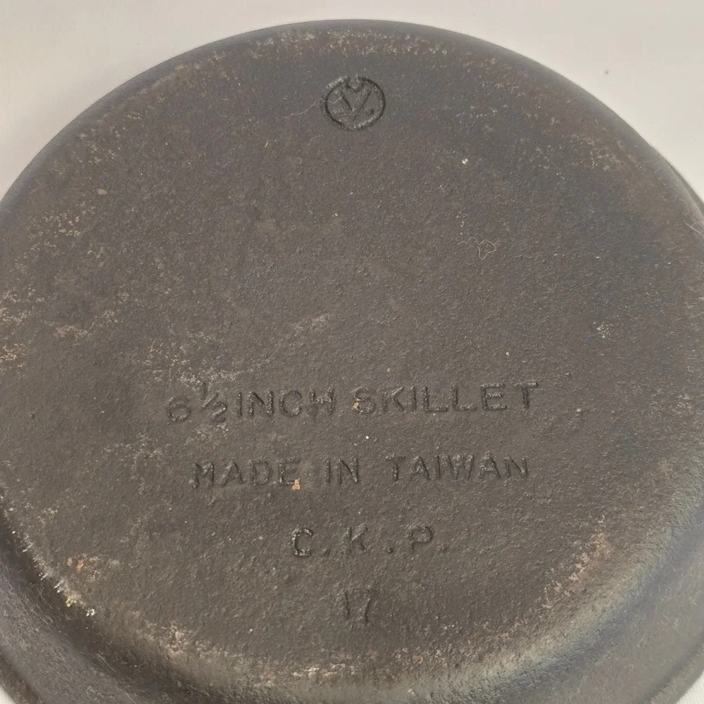 Vintage CKP 6.5 Inch Cast Iron Skillet Made in Taiwan Small Frying Pan No‎ 17